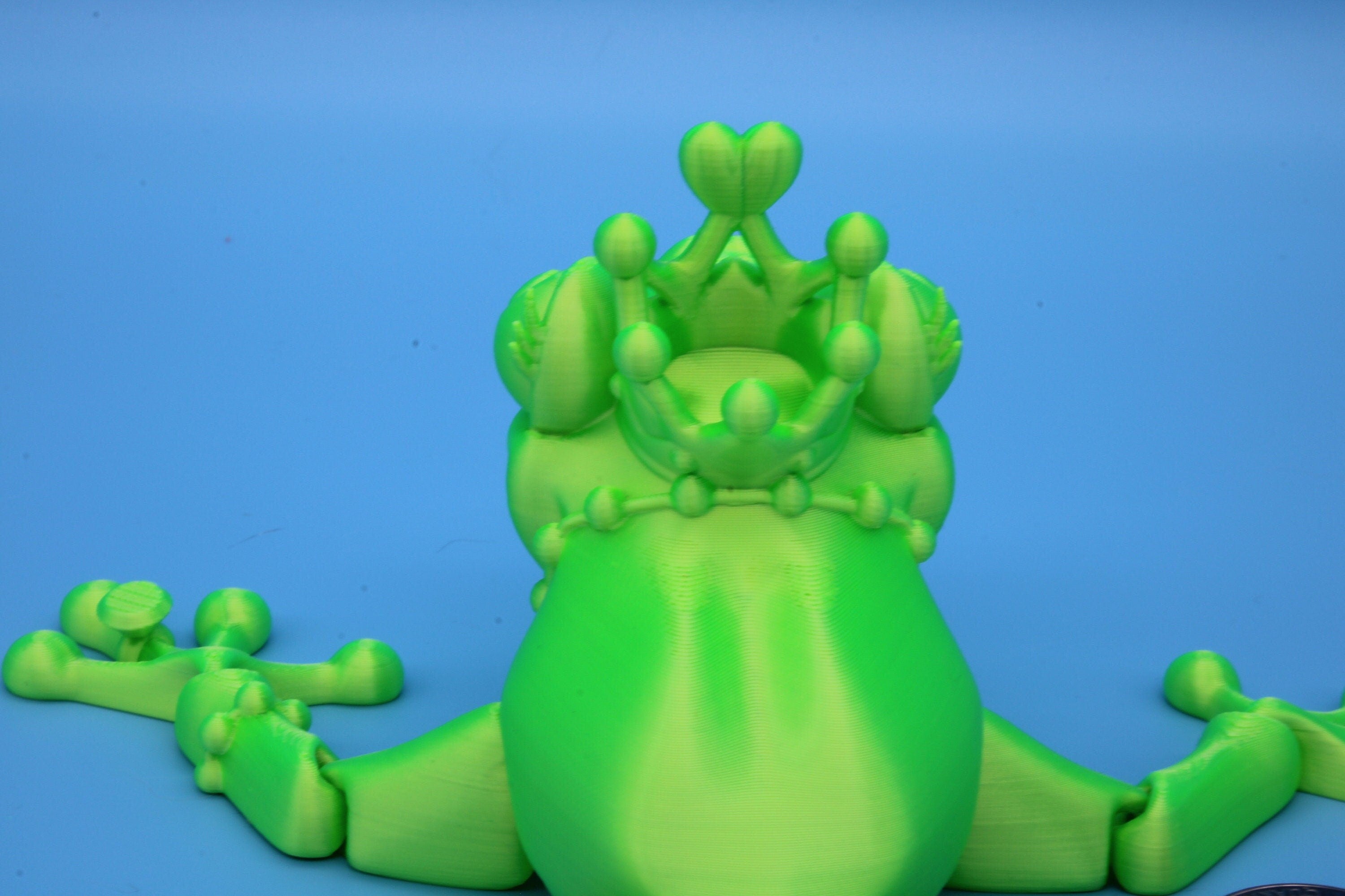 Green Princess Frog | Cute Flexi Toy | Articulating Frog | 3D printed Unique Fidget | Desk Buddy