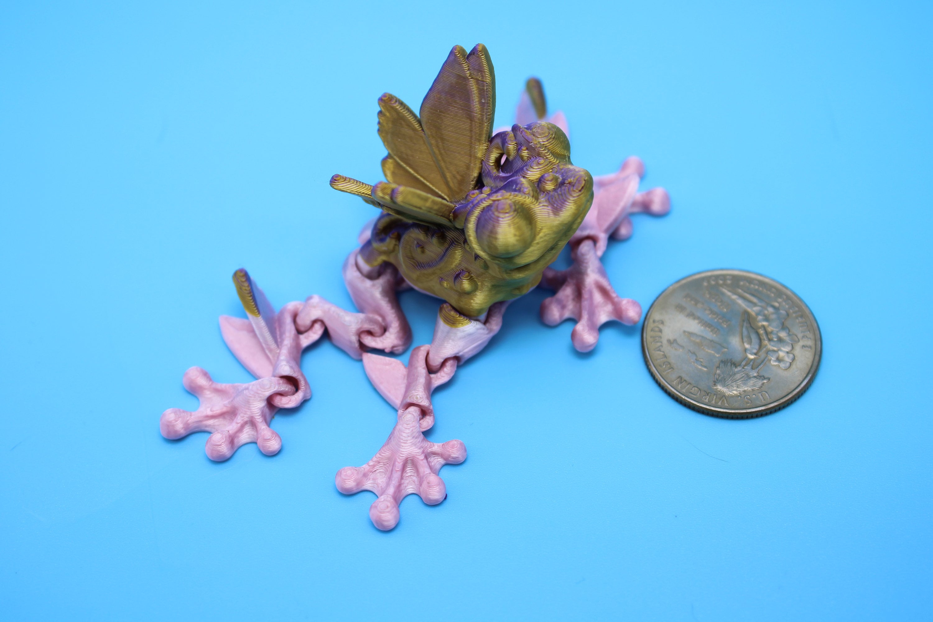 Butterfly Frog-Pink & Gold | 3D Printed Miniature | Flutter Frog | Fidget Toy | Articulating Frog.