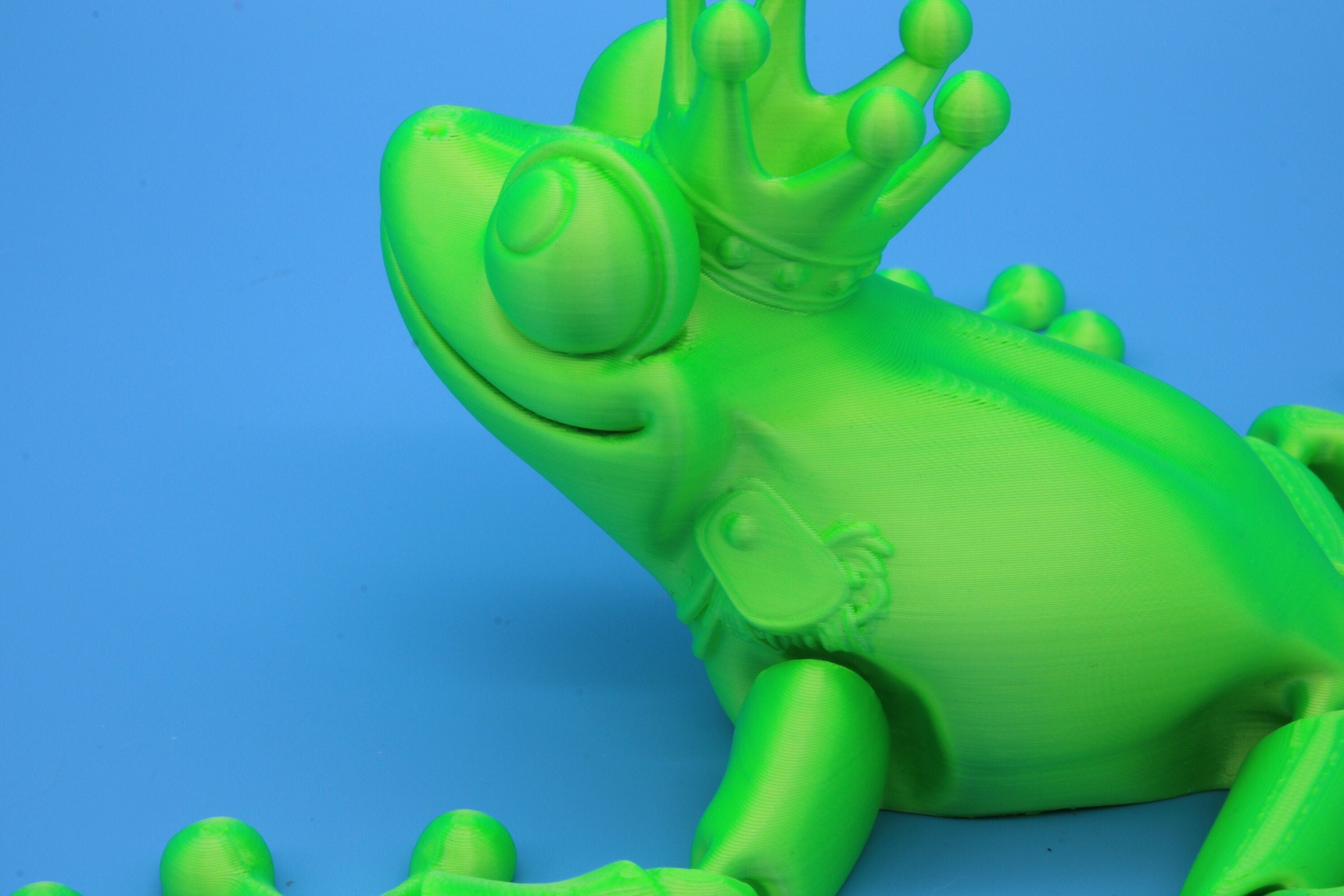 Green Prince Frog | Cute Flexi Toy | Articulating Frog | 3D printed Unique Fidget | Desk Buddy