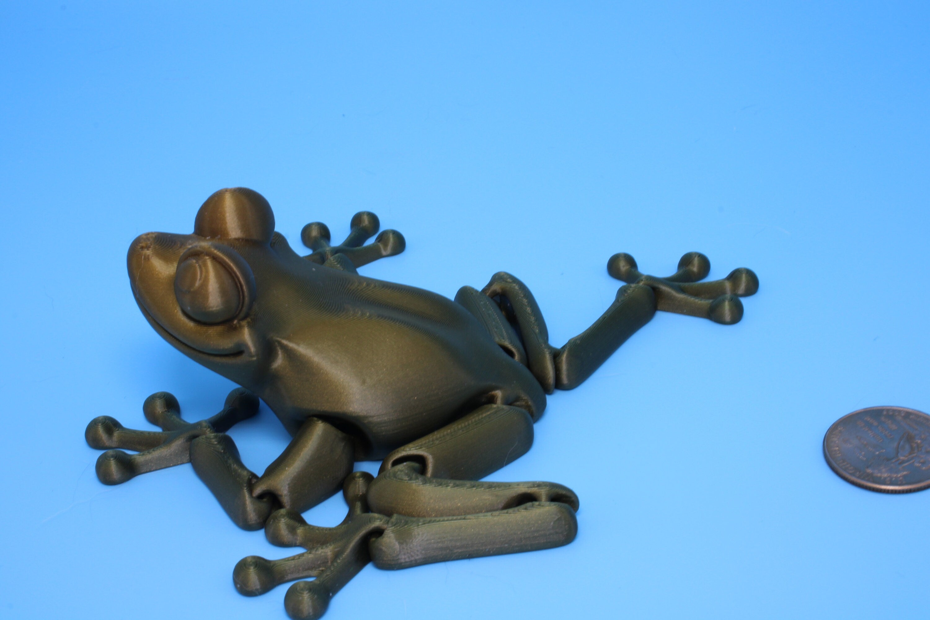 Frog | Cute Flexi Toy | Articulating Frog | 3D printed Unique Fidget | Desk Buddy | Sensory Toy | Stim Toy | Small Flexi Toy.