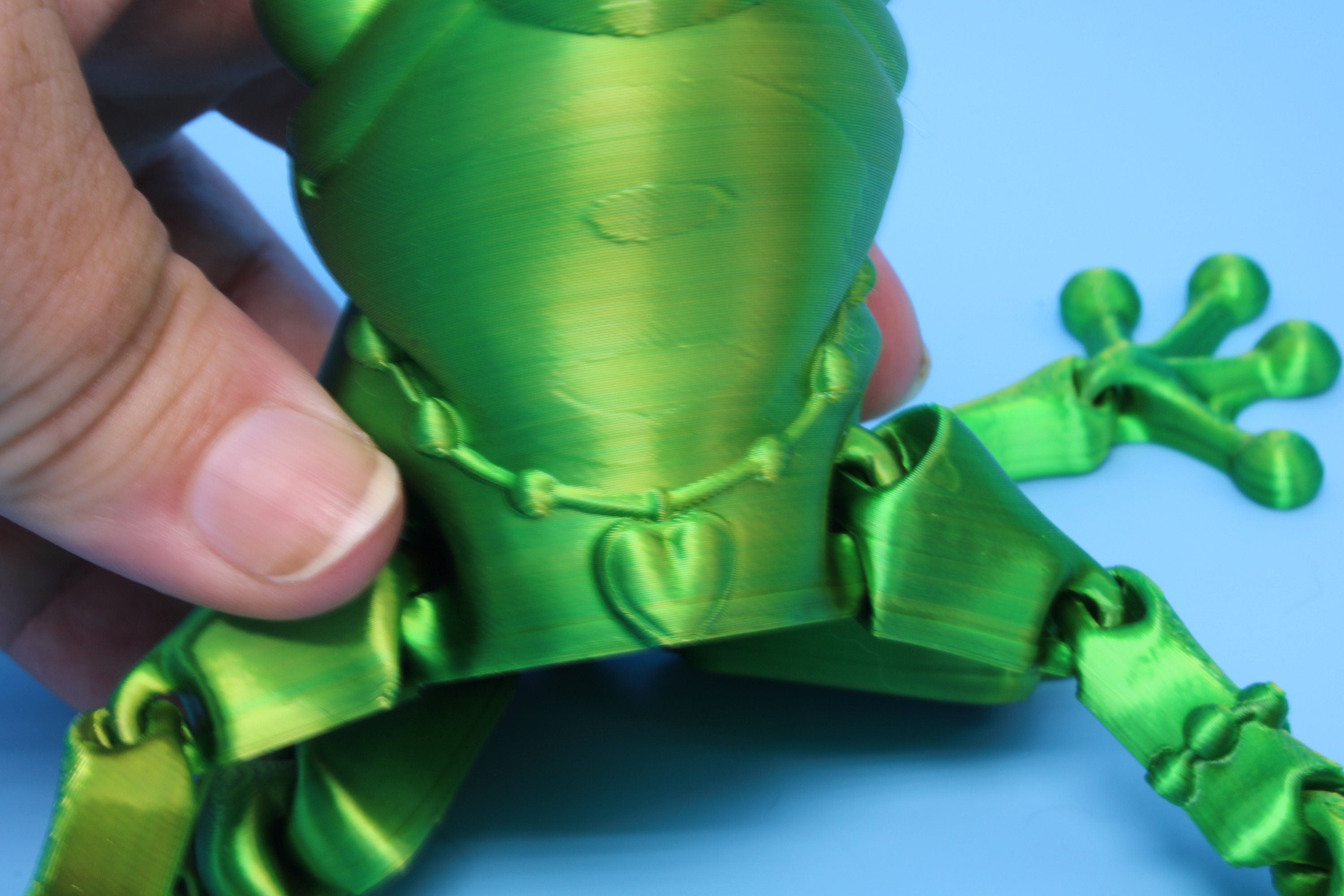 Green Princess Frog | Cute Flexi Toy | Articulating Frog | 3D printed Unique Fidget | Desk Buddy