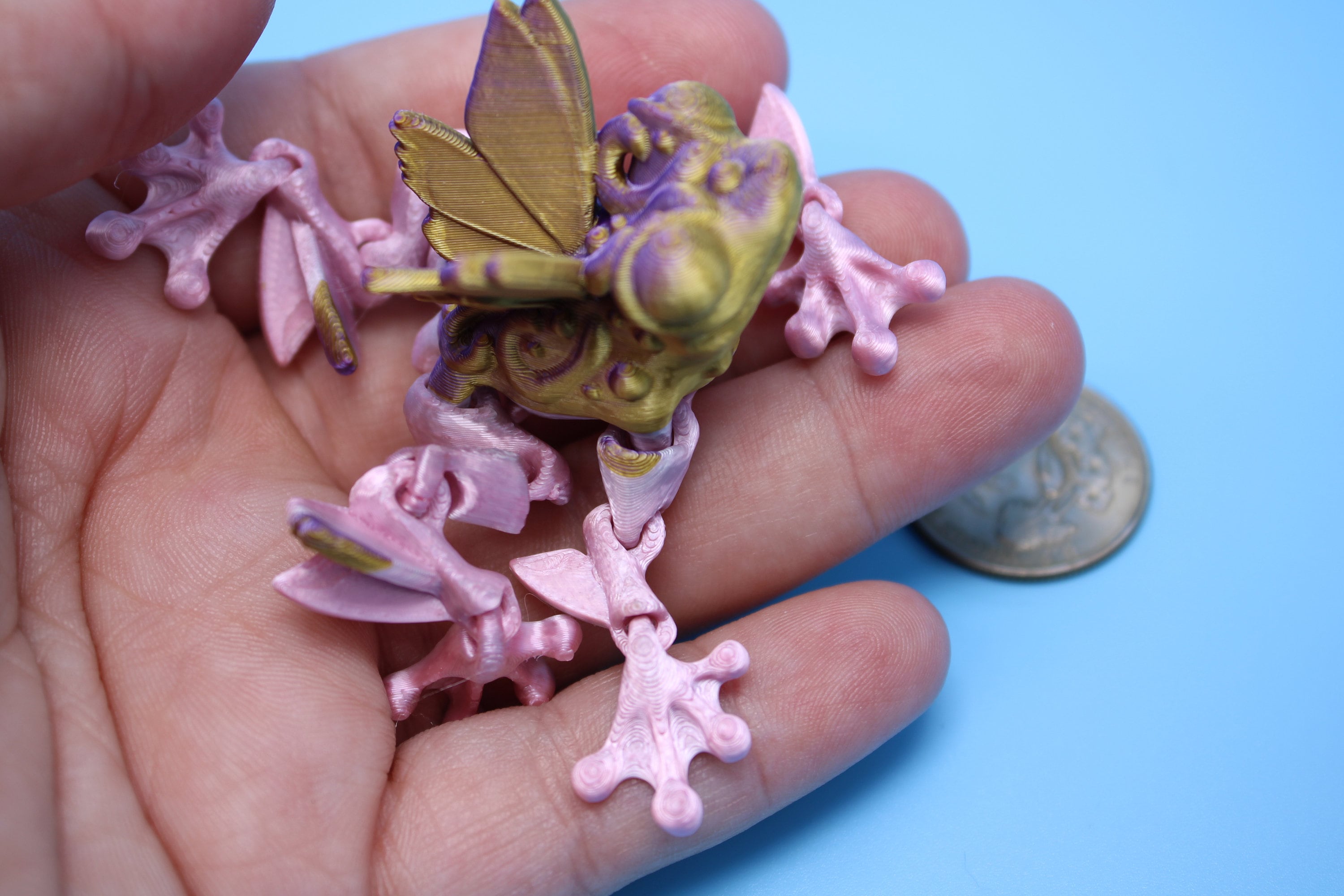 Butterfly Frog-Pink & Gold | 3D Printed Miniature | Flutter Frog | Fidget Toy | Articulating Frog.