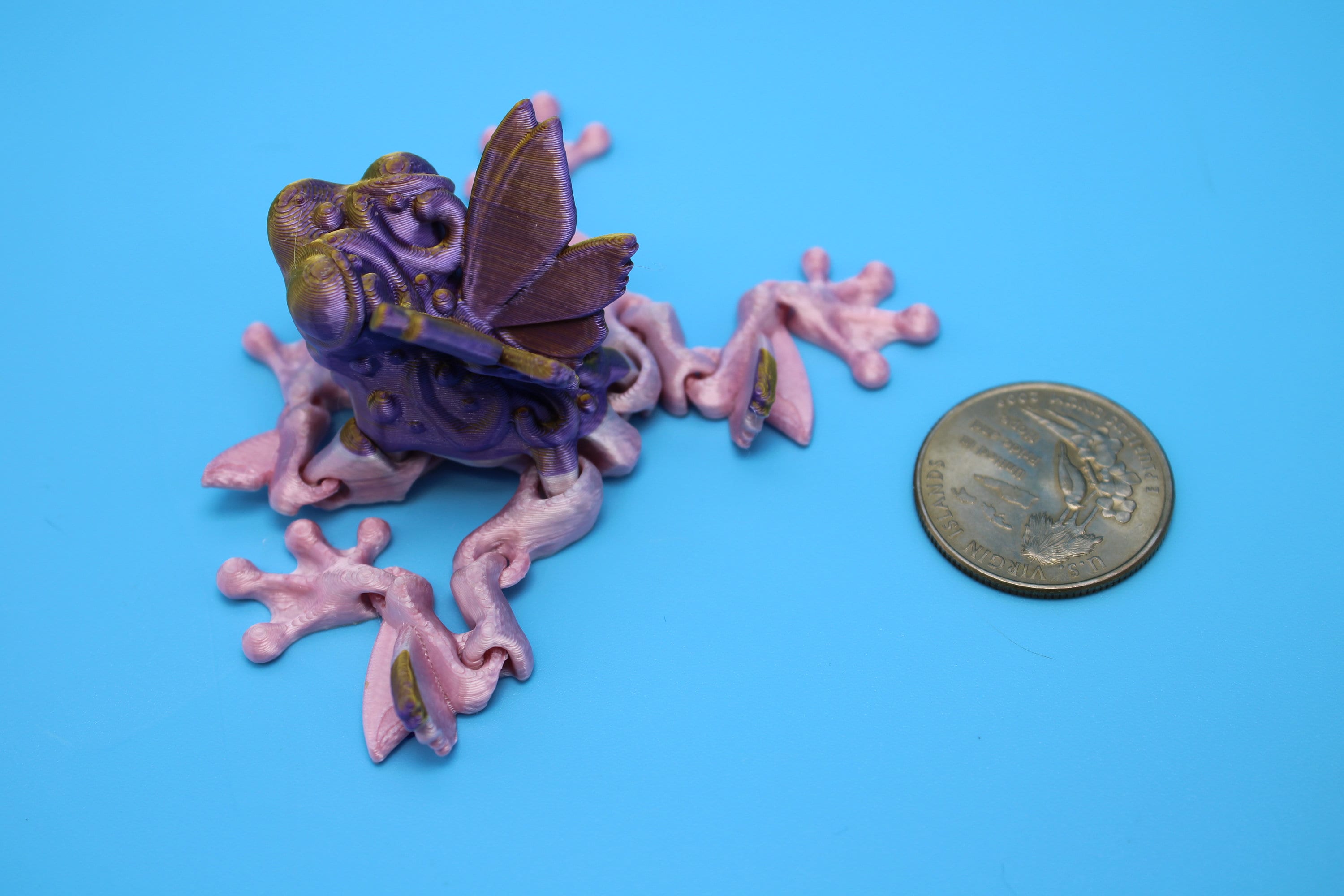 Butterfly Frog-Pink & Gold | 3D Printed Miniature | Flutter Frog | Fidget Toy | Articulating Frog.