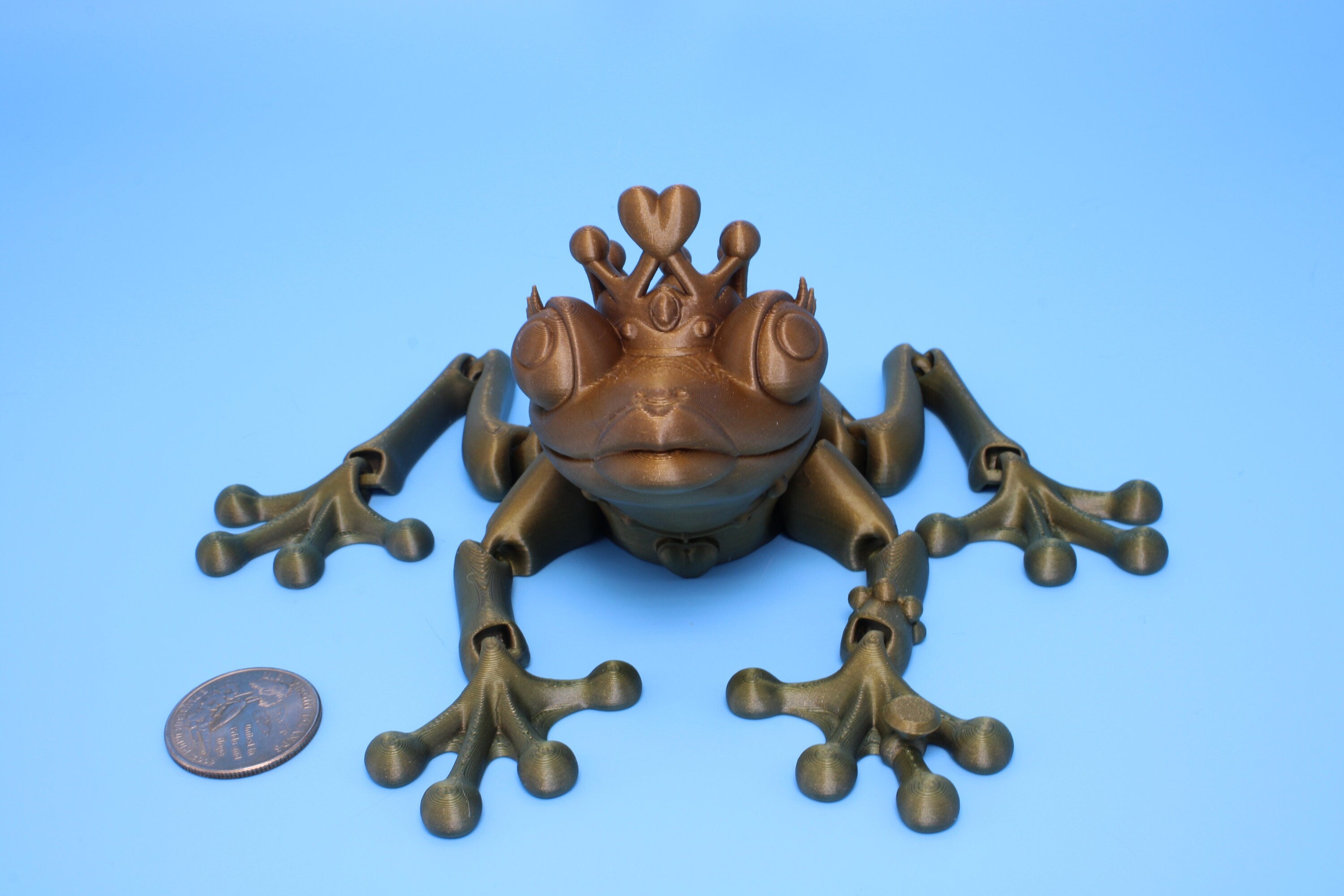 Princess Frog | Cute Flexi Toy | Articulating Frog | 3D printed Unique Fidget | Desk Buddy