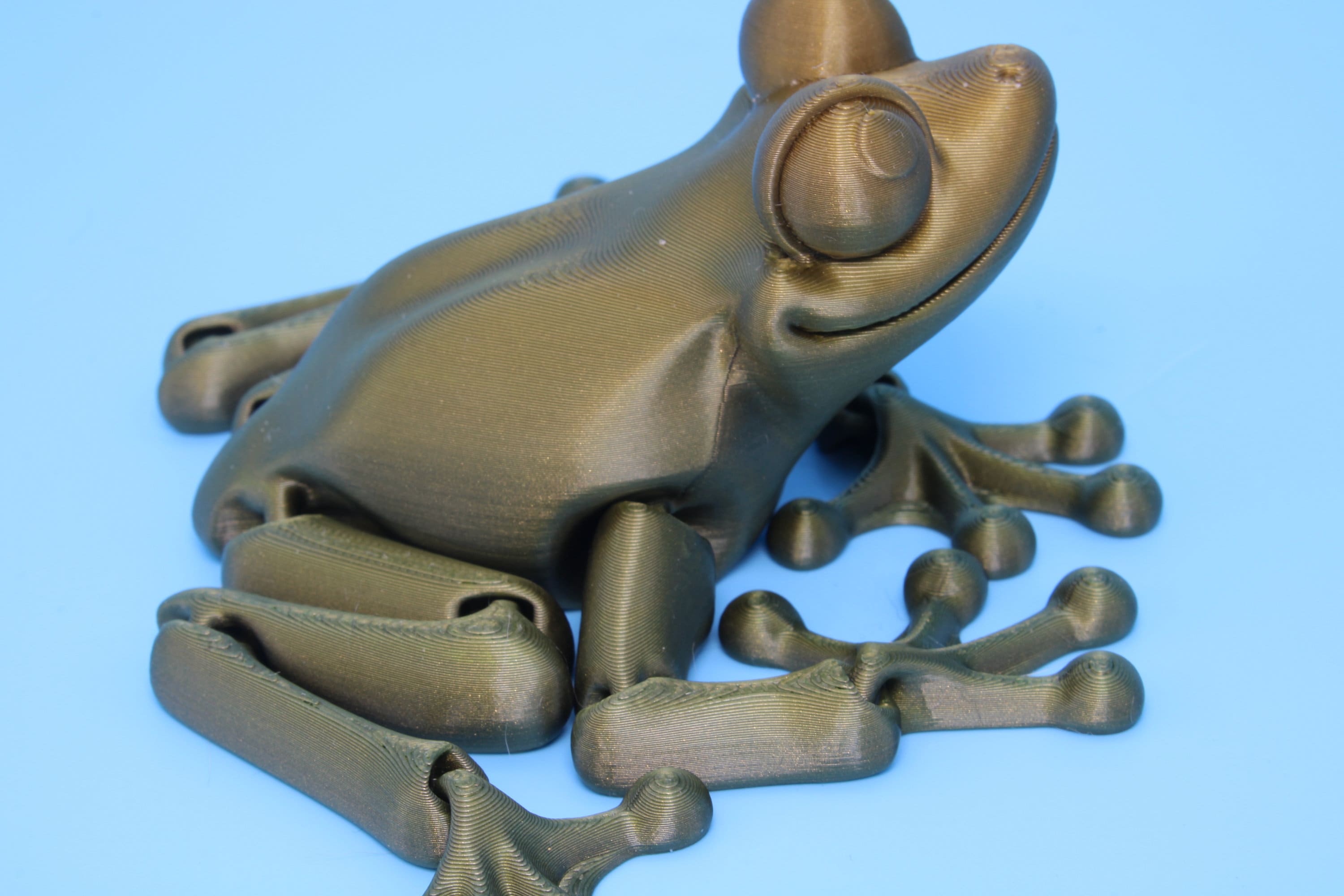 Frog | Cute Flexi Toy | Articulating Frog | 3D printed Unique Fidget | Desk Buddy | Sensory Toy | Stim Toy | Small Flexi Toy.