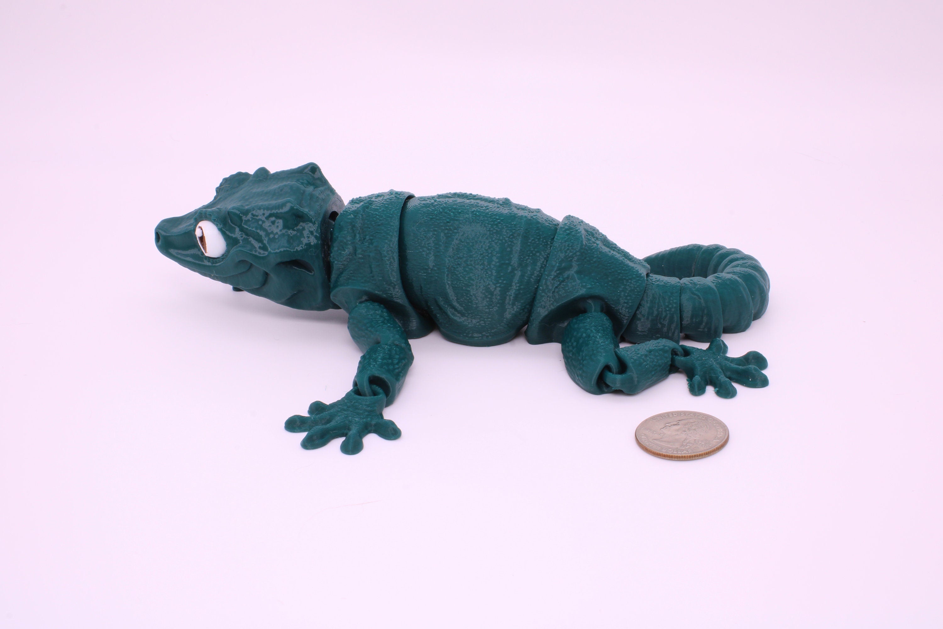 Gargoyle Gecko - Green with colored eyes | Flexi Toy | Articulating Fidget Toy | Made to Order