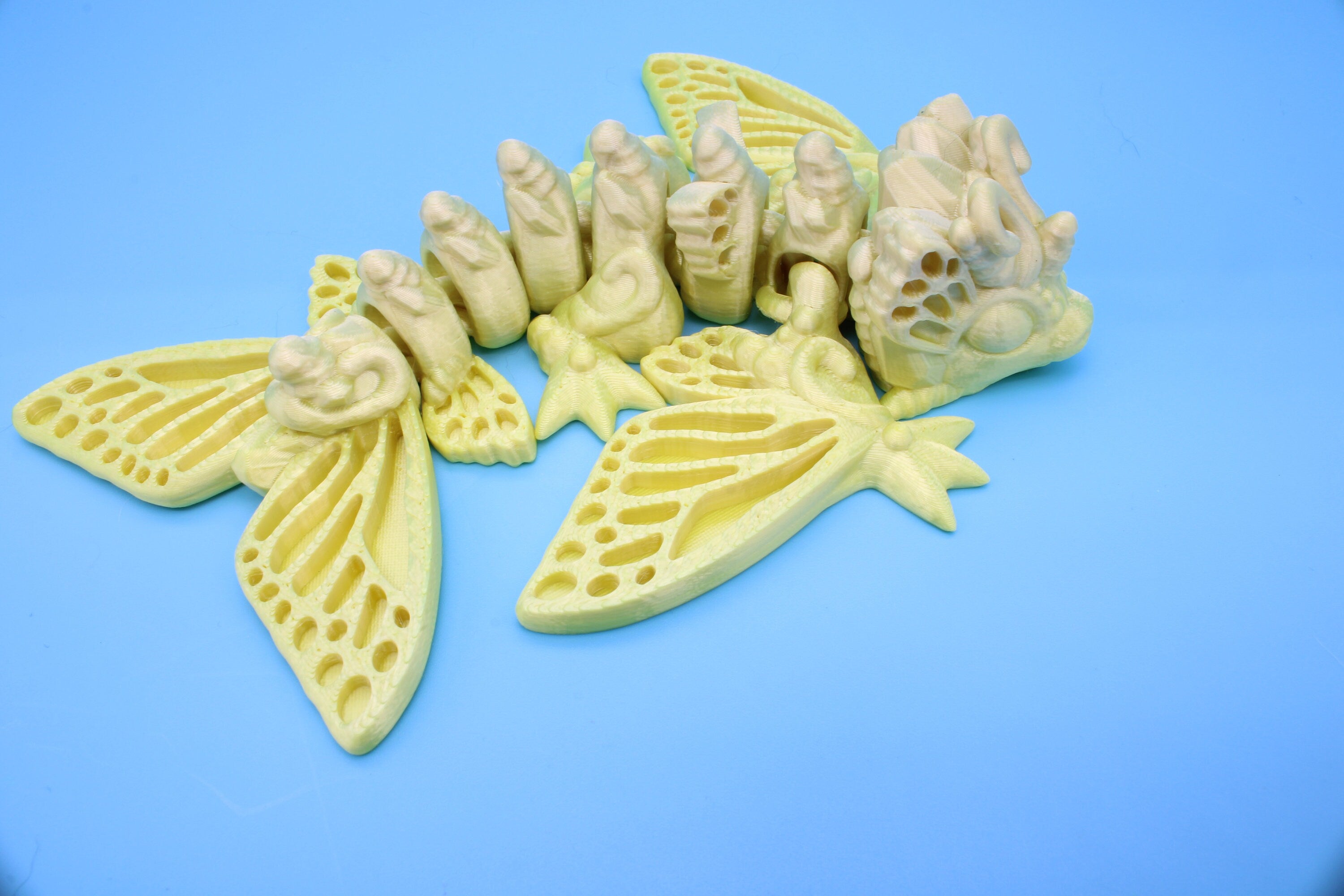 Butterfly Wyvern | 3D Printed | Wyvern Dragon | 6 in. | Dragon Toy | Fidget Toy | Flexi Dragon.