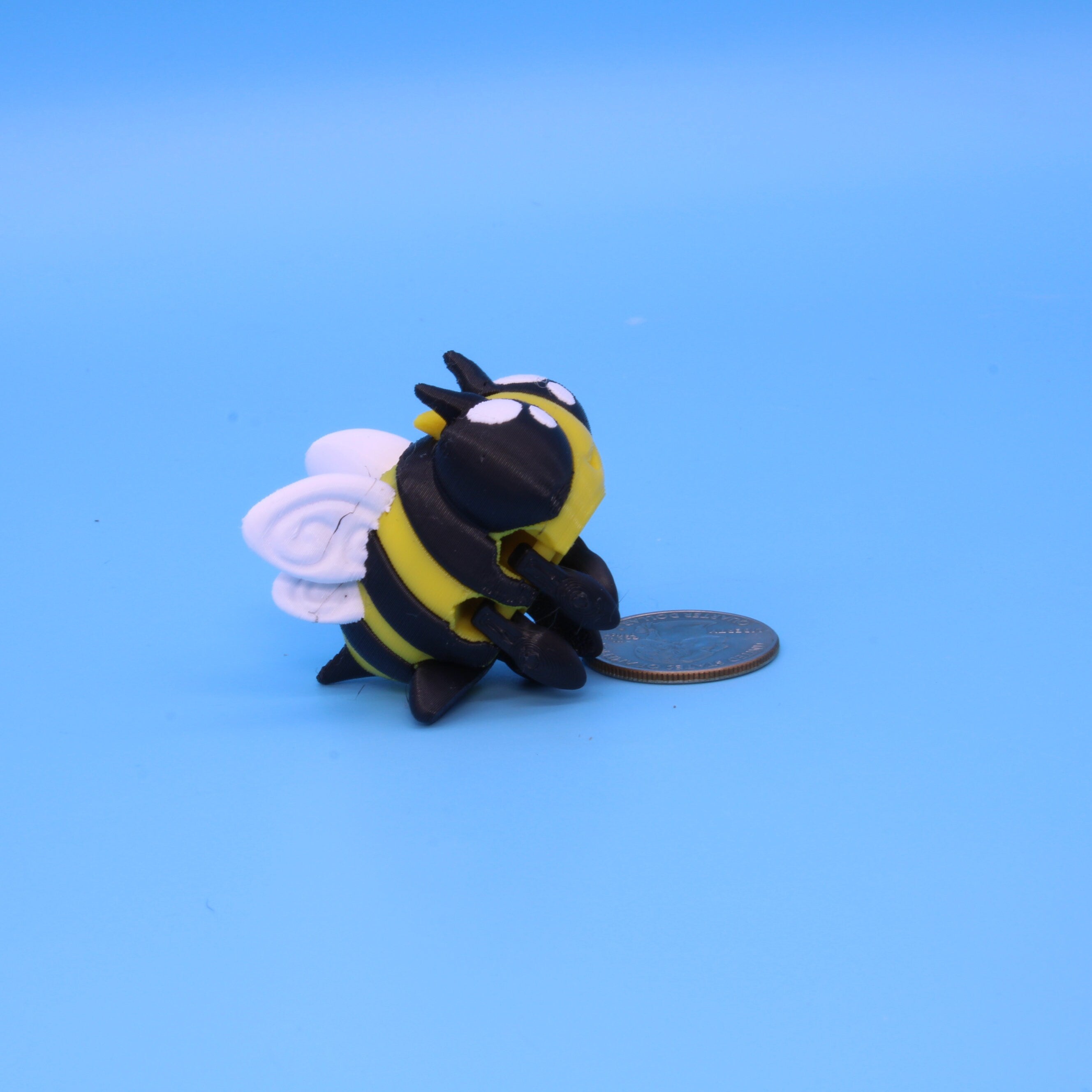 Cute Bee- Figurine