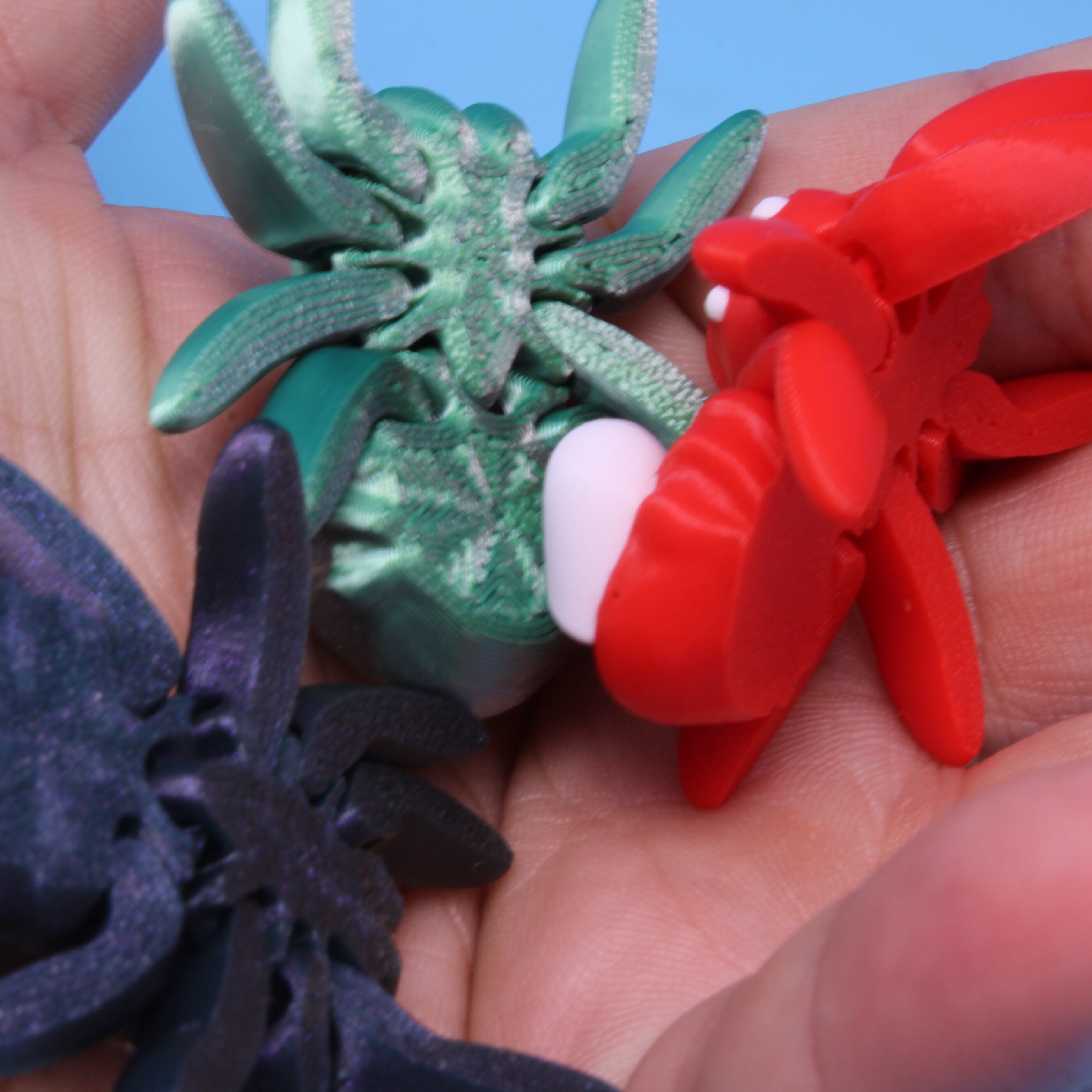 Tiny Spider with Heart - 3D printed